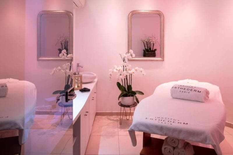 Esthederm, book early