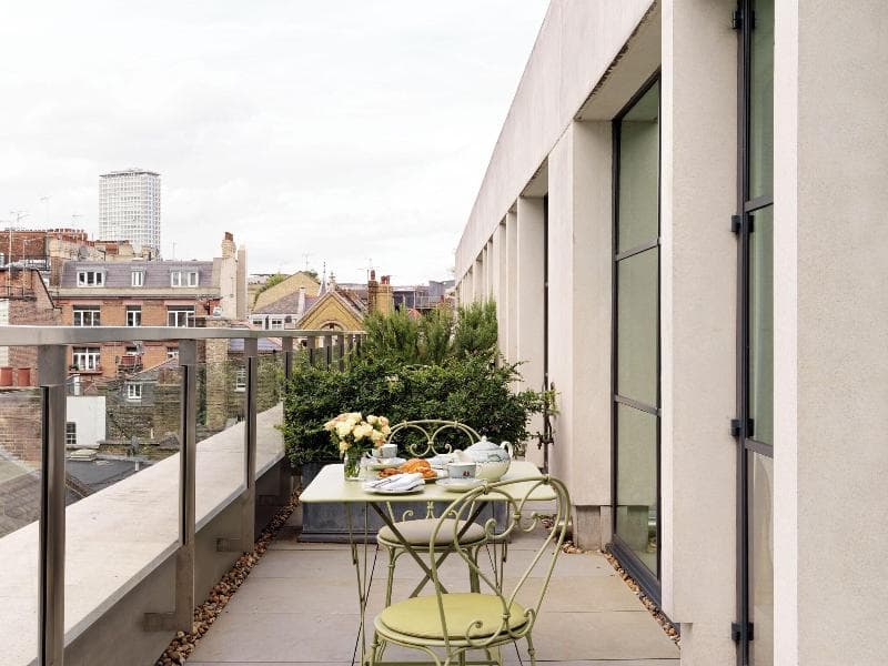 Rooftop quiet hours