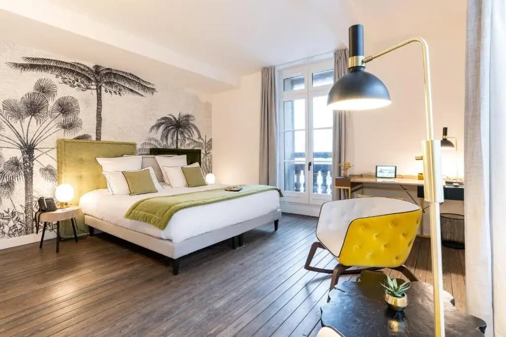 Cozy Room (Sea View)
