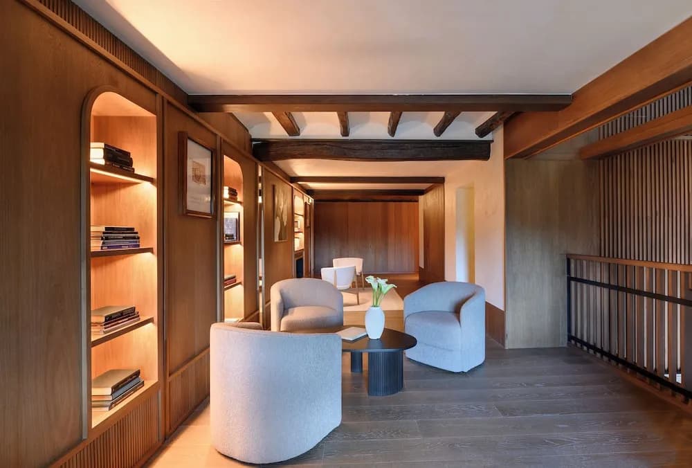 Standard Suite with Terrace
