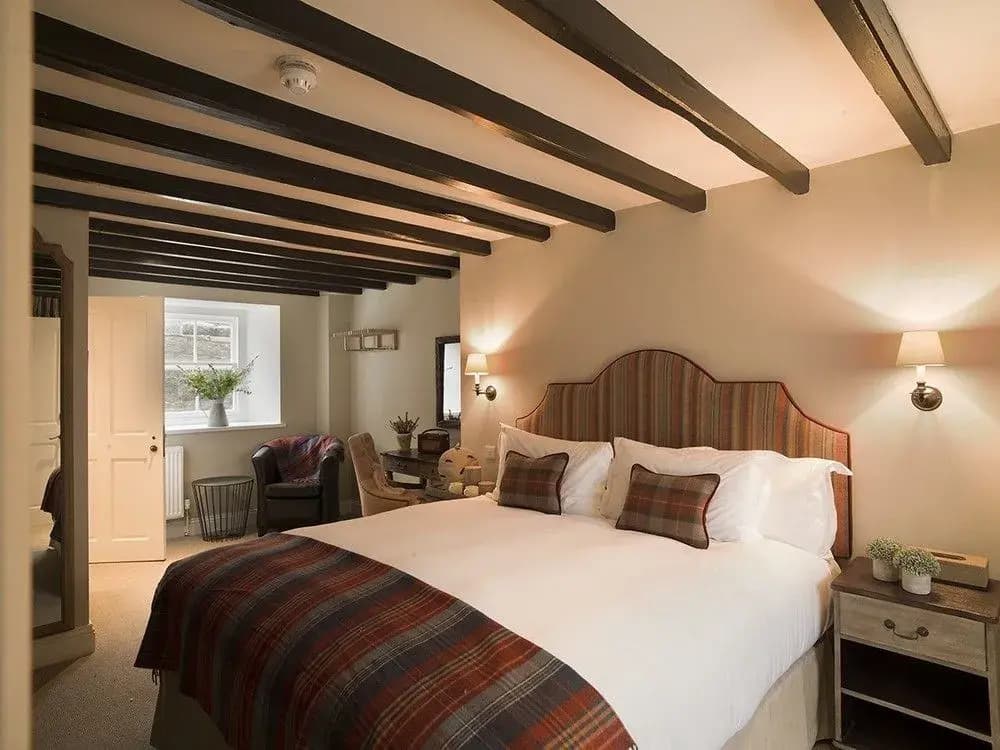Standard Double Suite