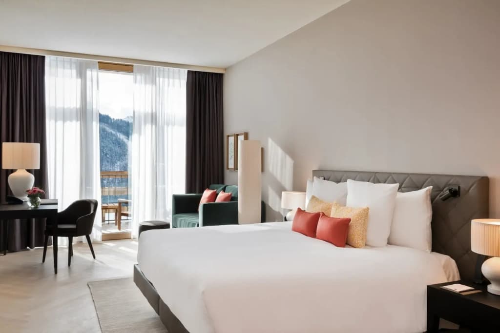 Deluxe King Room with Balcony