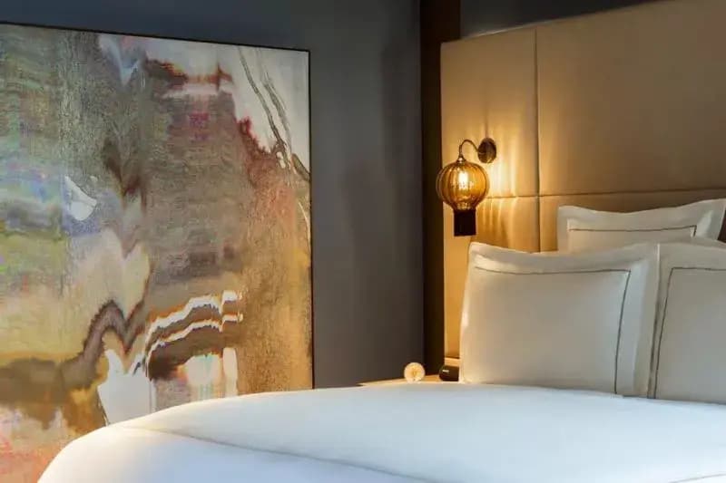 Duplex Double Suite (Canal View)