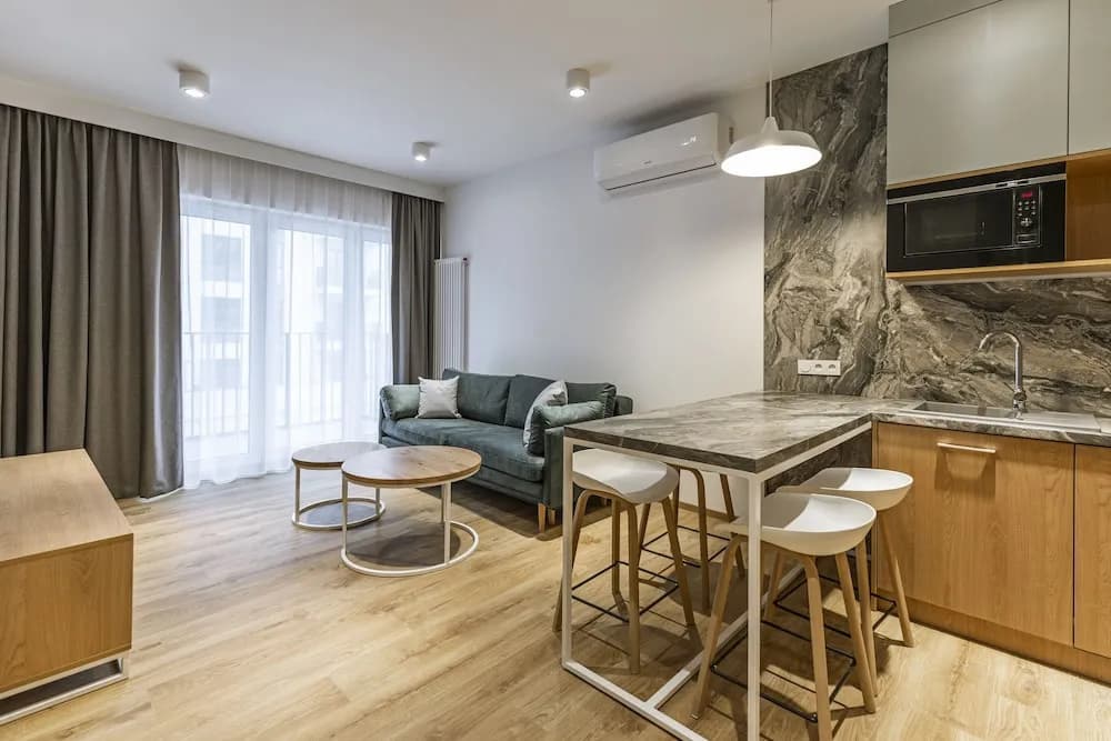Penthouse Queen Room