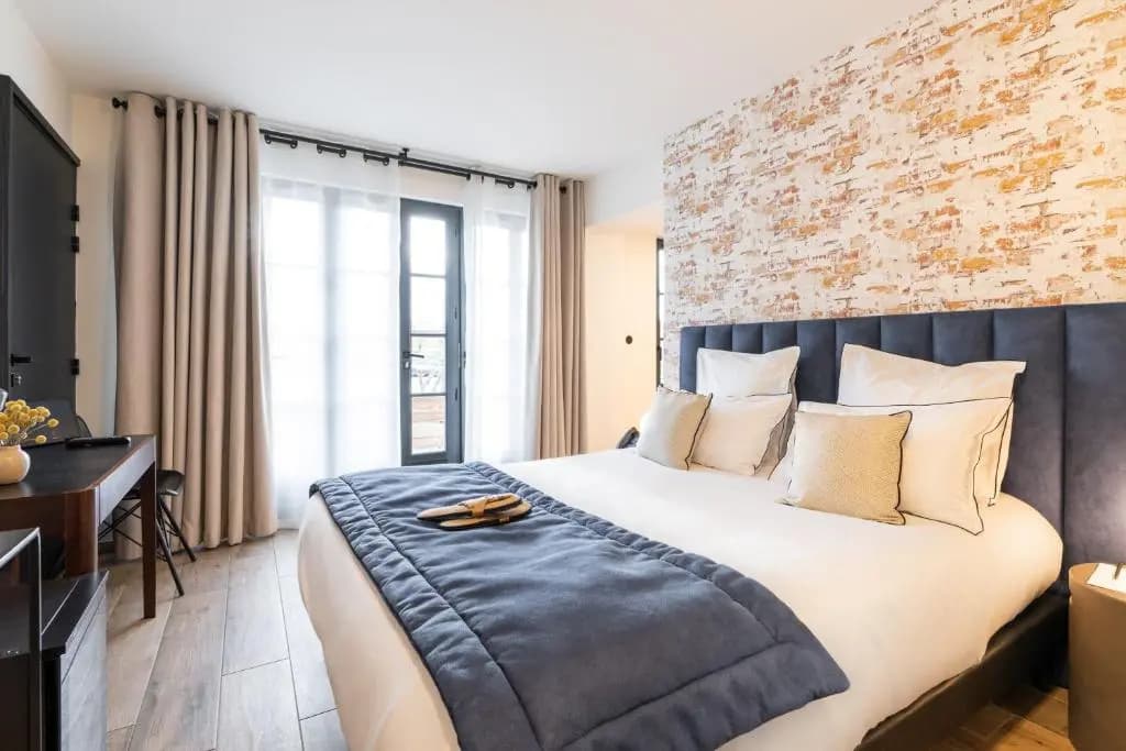 Classic Double or Twin Room
