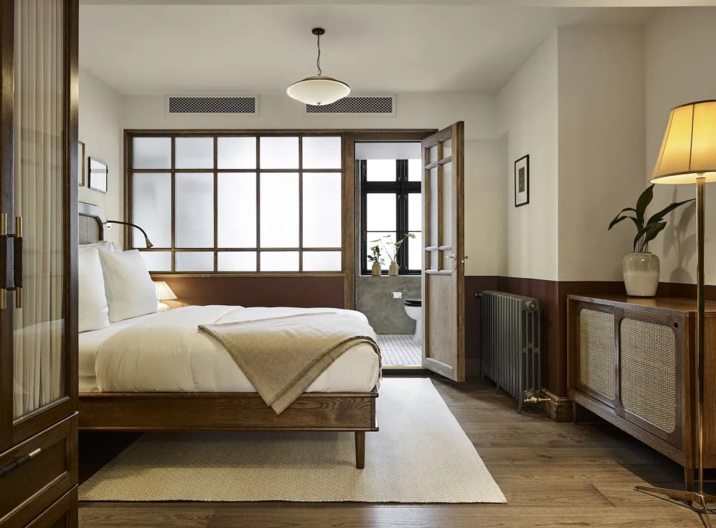 Standard King Room