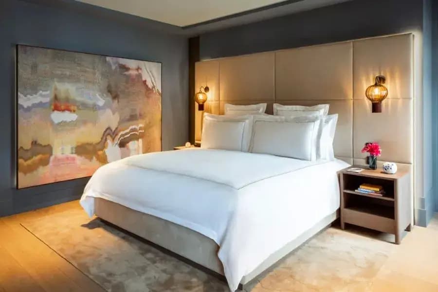 Premier King Room