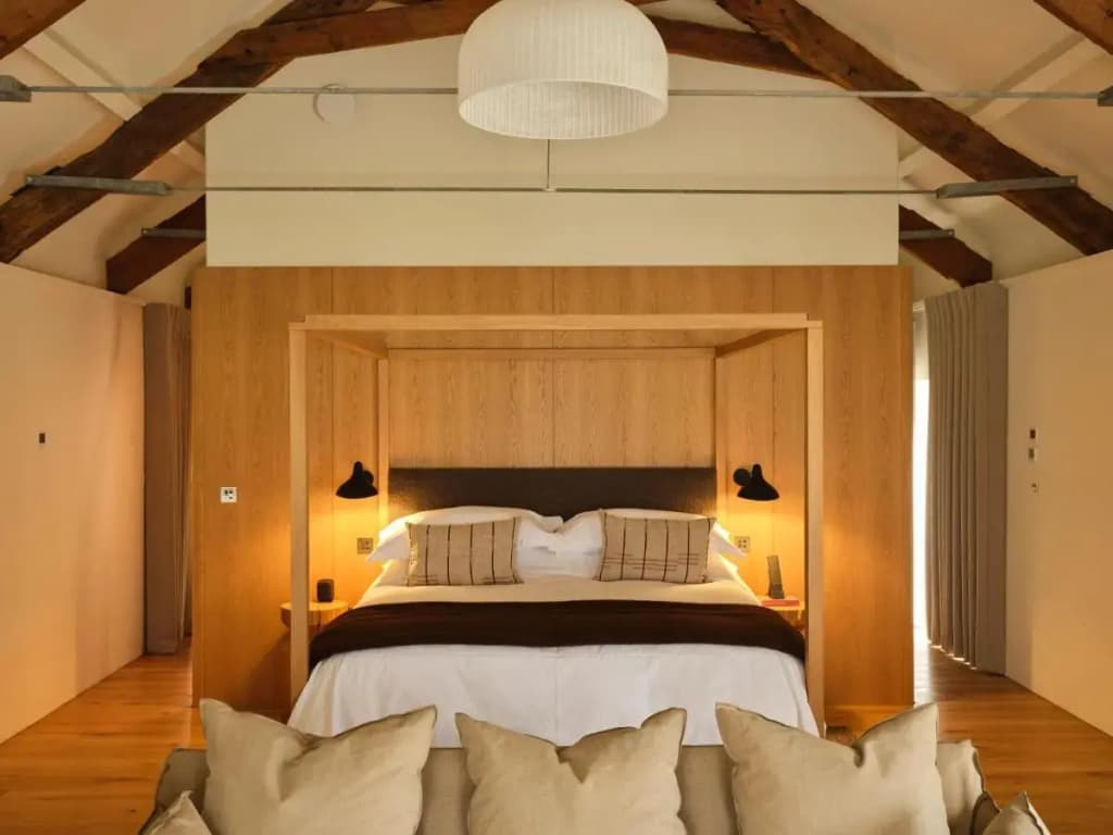 Valley Suite