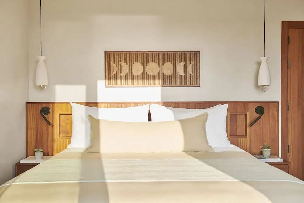 Deluxe Double Room (Limited Sea View)