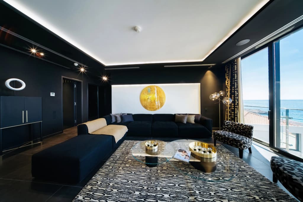 Standard King Room
