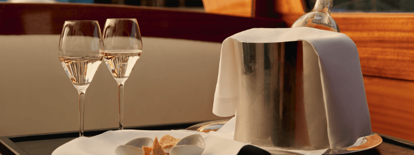 Aperitivo afloat