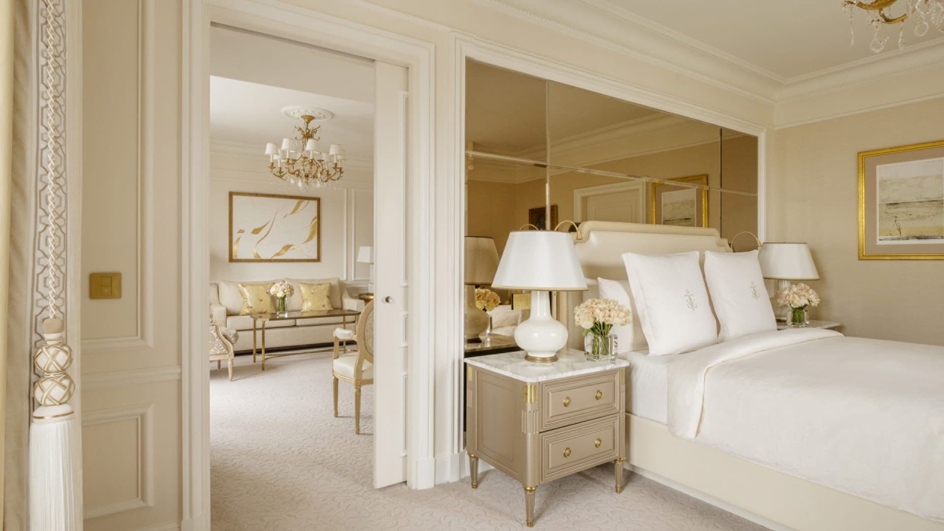 Four Seasons Hotel George V, Paris